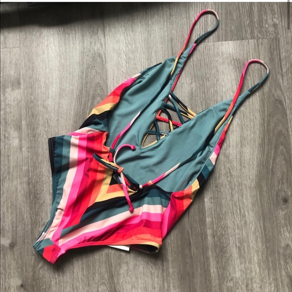 NWT Billabong Color Spell one piece swimsuit - Small - Picture 10 of 12